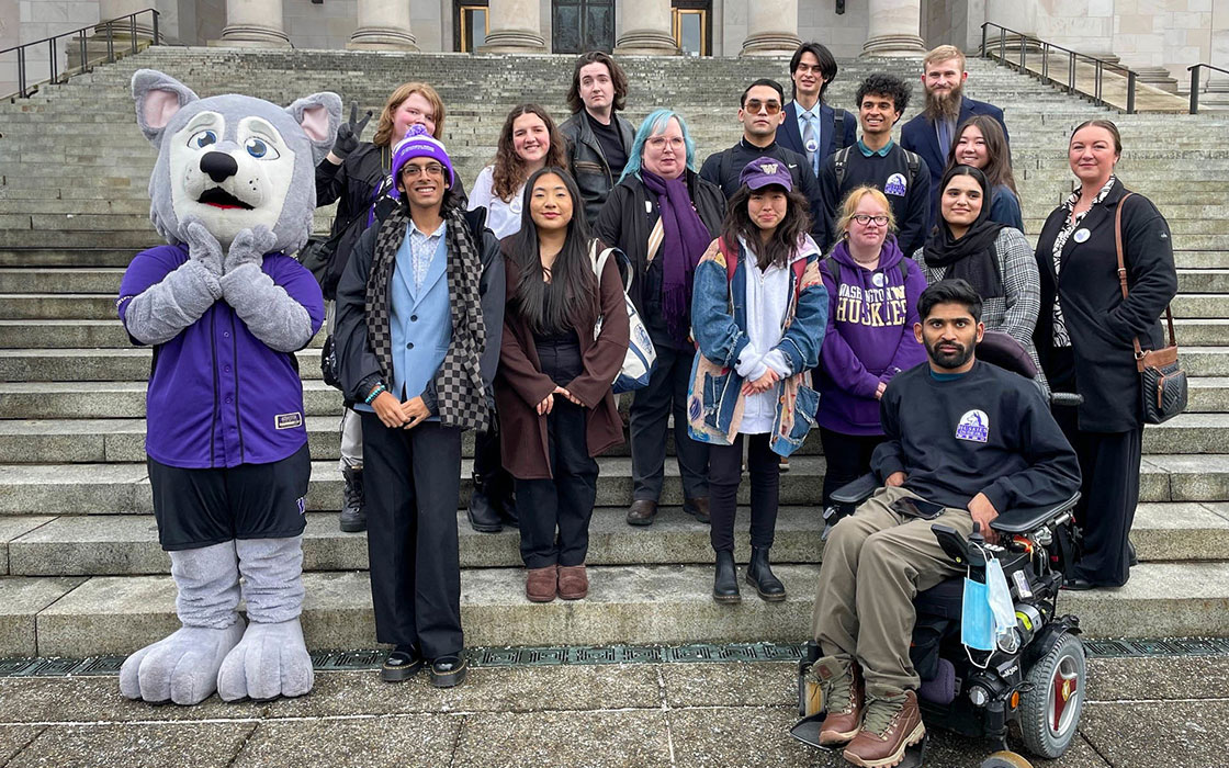 NextGen students at the state capitol in Olympia for the Huskies on the Hill event